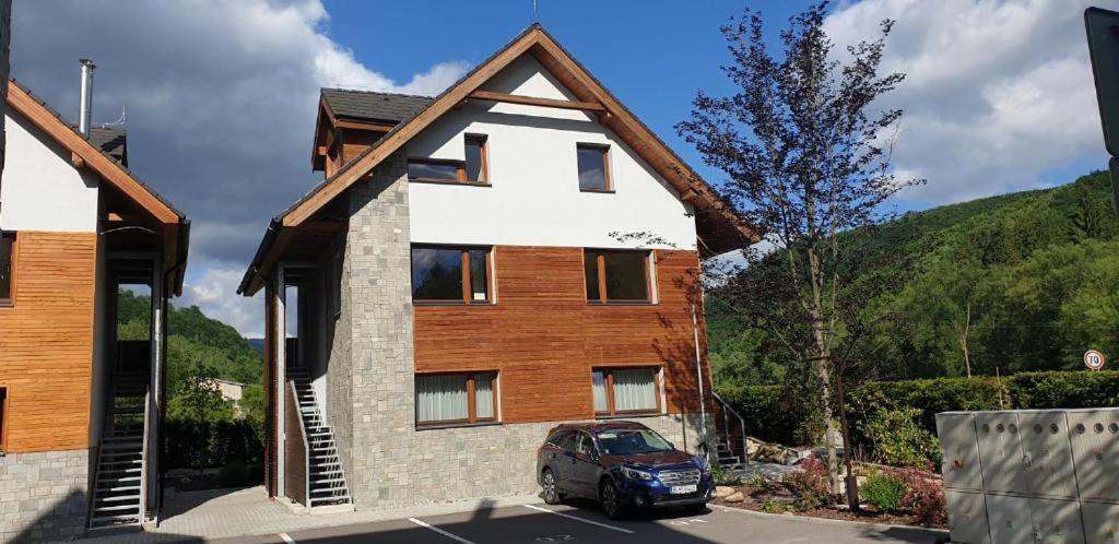 Mýto pod Ďumbierom Myto Apartments Bergmax, Ski Jasna Chopok 10Min Transit - Resort Myto Apartments, Parking Free מראה חיצוני תמונה