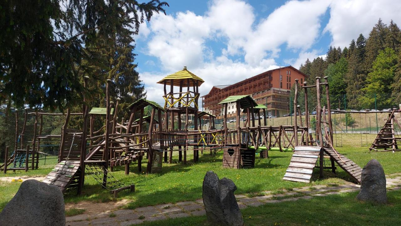Mýto pod Ďumbierom Myto Apartments Bergmax, Ski Jasna Chopok 10Min Transit - Resort Myto Apartments, Parking Free מראה חיצוני תמונה